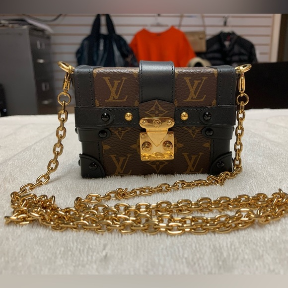 Louis Vuitton Essential Trunk Monogram Mini Shoulder Bag - Picture 1 of 16